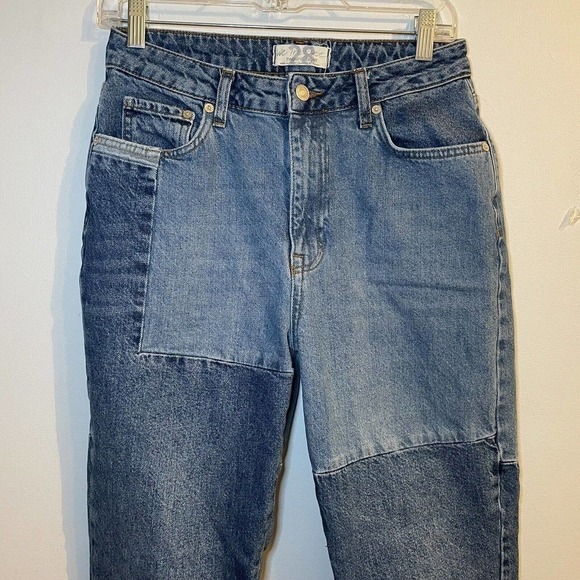 We The Free Size 28 Pieced Jeans Blue Denim Mom Straight Leg Hi-Rise OB9… - Picture 2 of 10